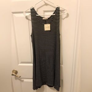 NWT Olivia Rea Dress Size Large